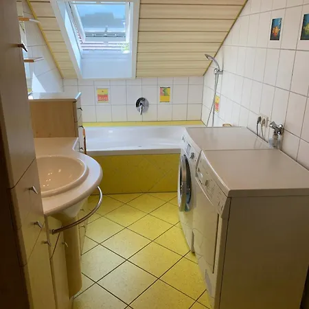 Klimatisiere Dachwohnung In Weinsberg-gellmersbach * 维斯贝格