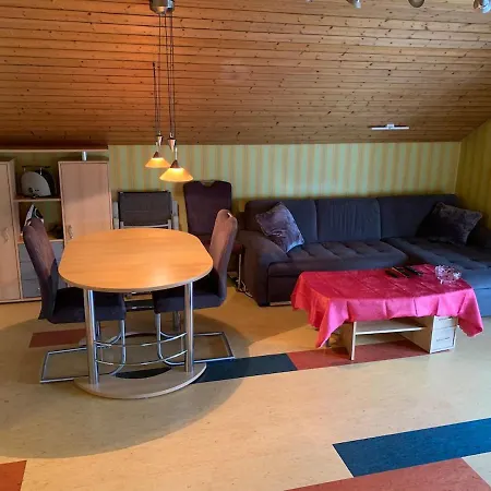 Klimatisiere Dachwohnung In Weinsberg-gellmersbach